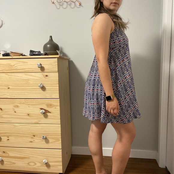 H&M Patterned Dress - Picture 2 of 5